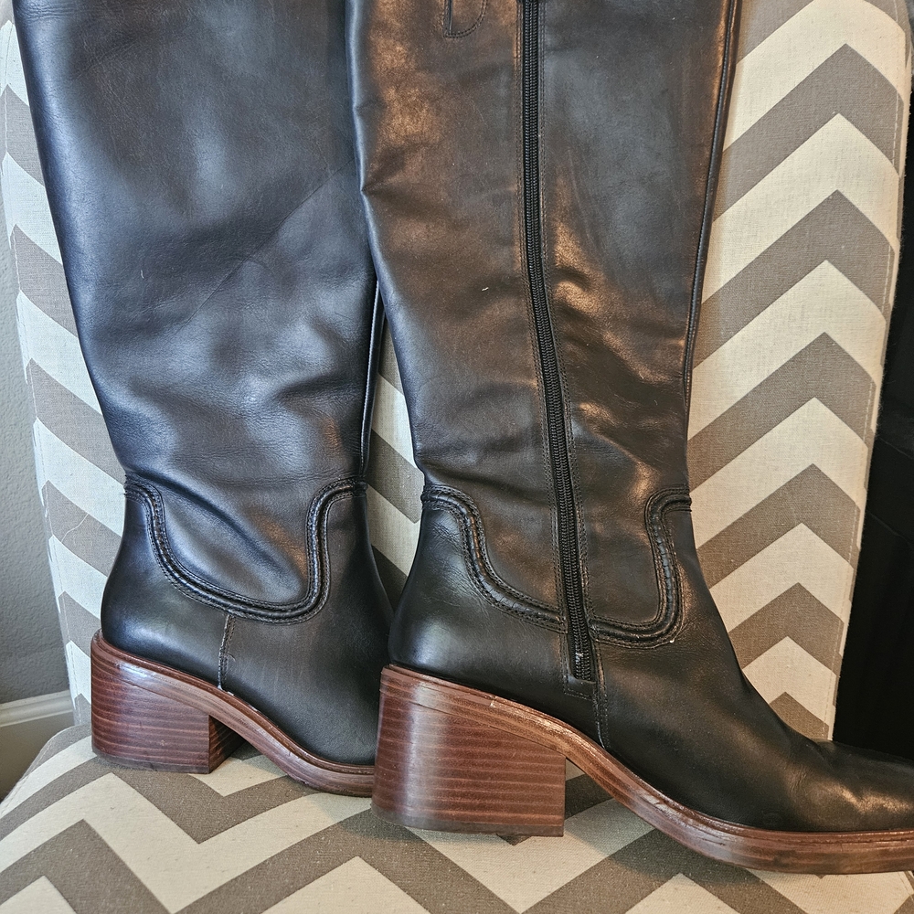 Vince Camuto Vuliann Black Leather Boots, Size 11